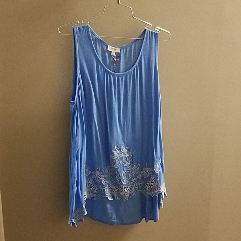 Umgee tank top with floral Embroidery